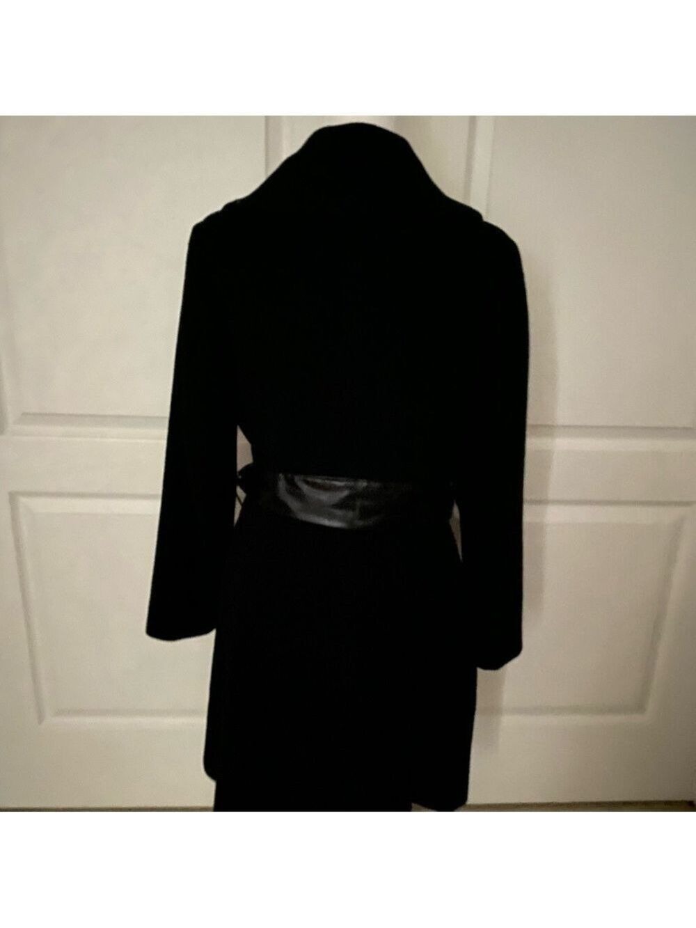Jessie G Black Wool Coat with Faux Leather Belt & Trim/Women’s Size L - Picture 7 of 13
